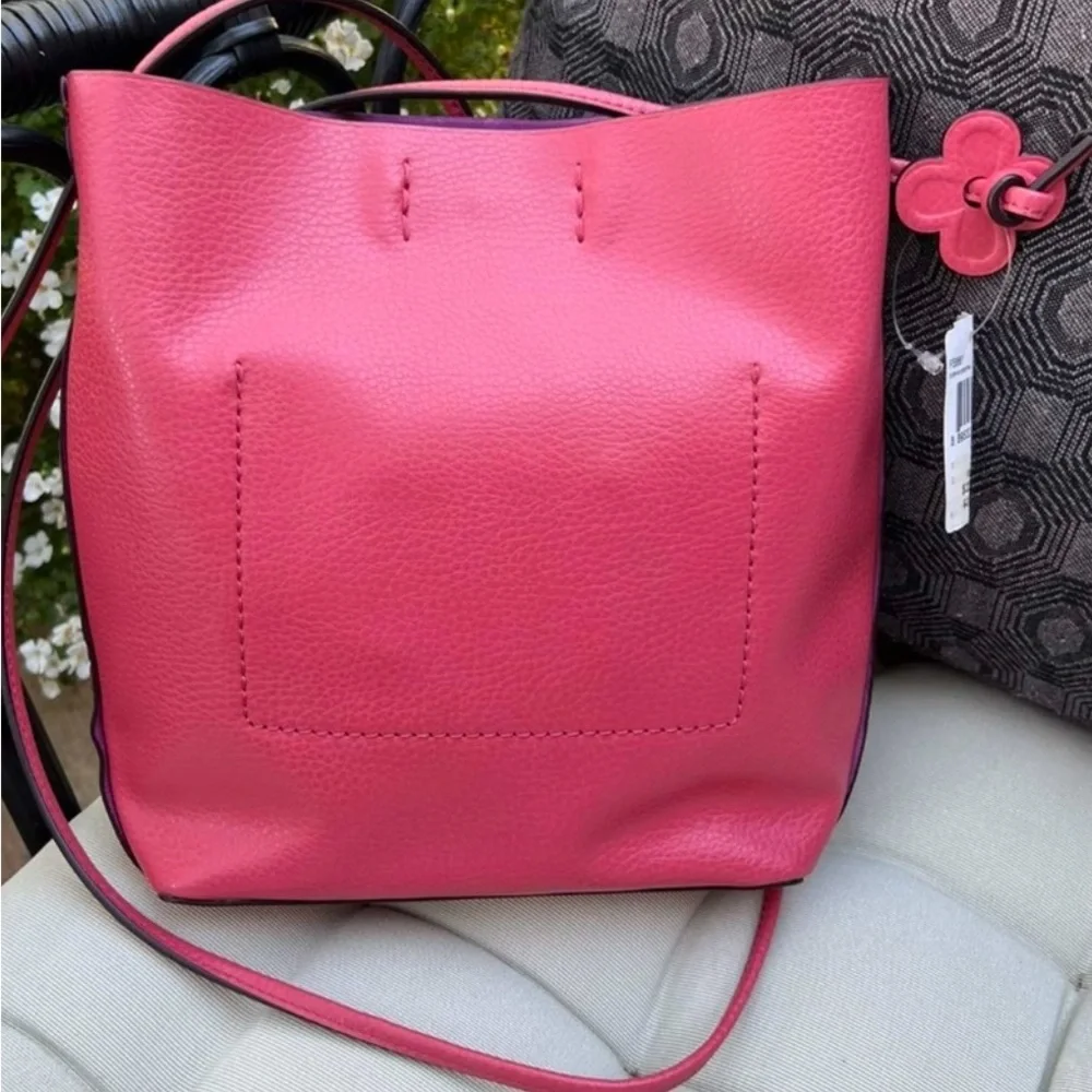 Coach Crossbody Bag in Bright Red Pebble Leather - Picture 4 of 4